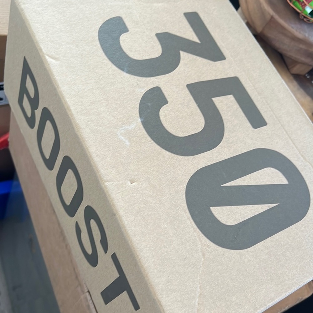 Yeezy Boost 350 V2 Yechiel